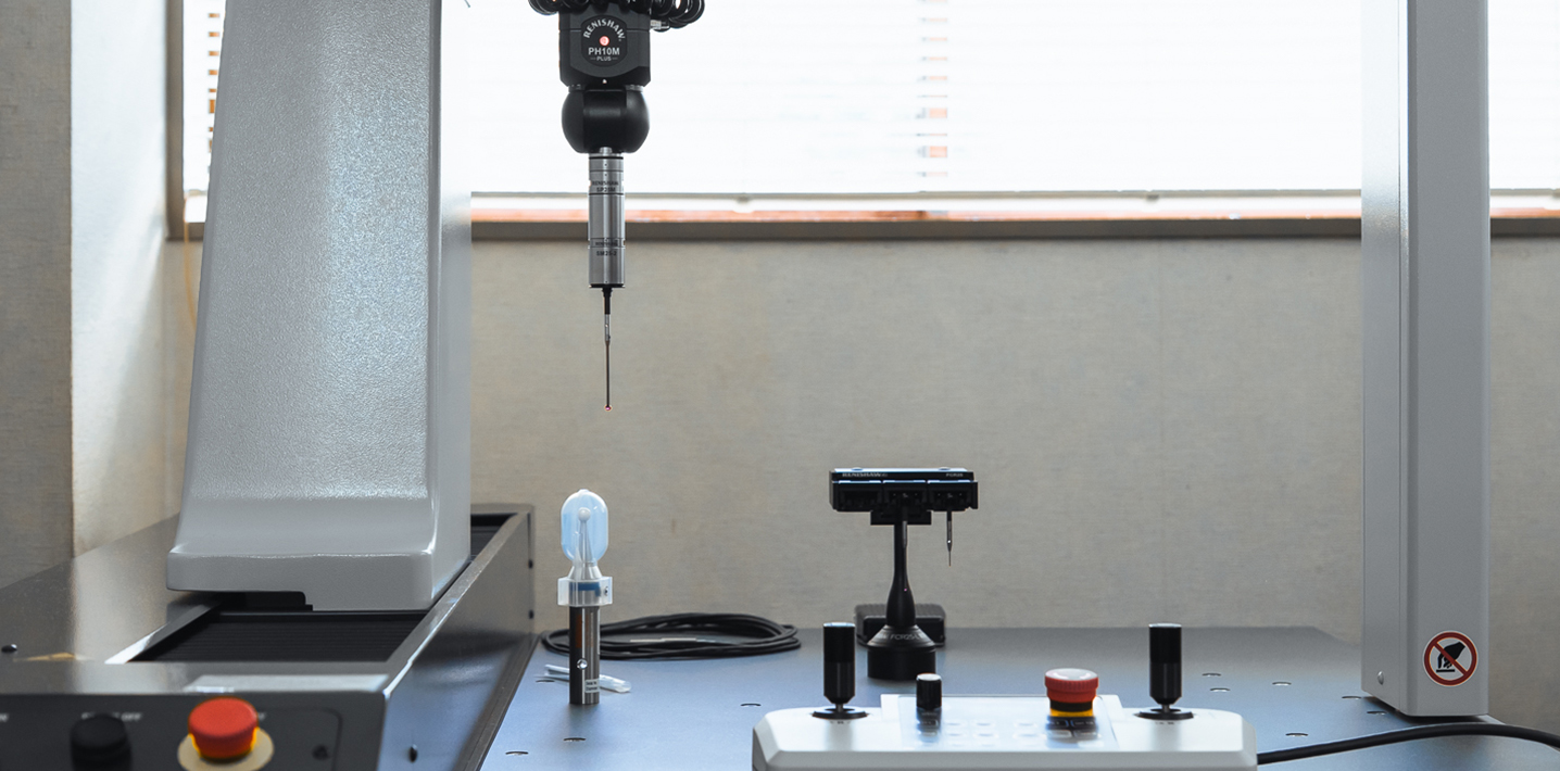 新潟県胎内市|株式会社近江産業の工場内設備|測定器